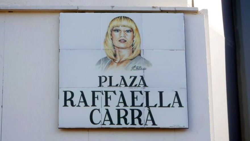Una fiesta con amigos y sin ti: el día en el que Raffaella Carrà tuvo por fin su plaza en Madrid