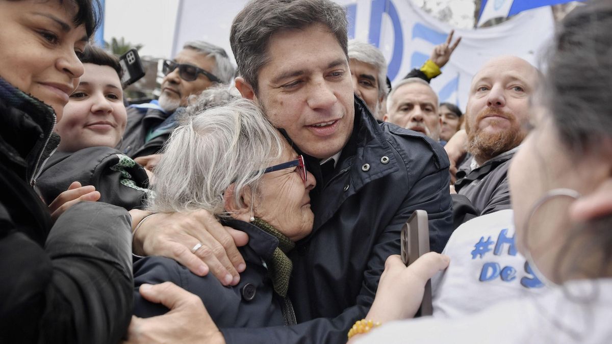Kicillof en la marcha contra la ley de inviolabilidad de la propiedad privada.