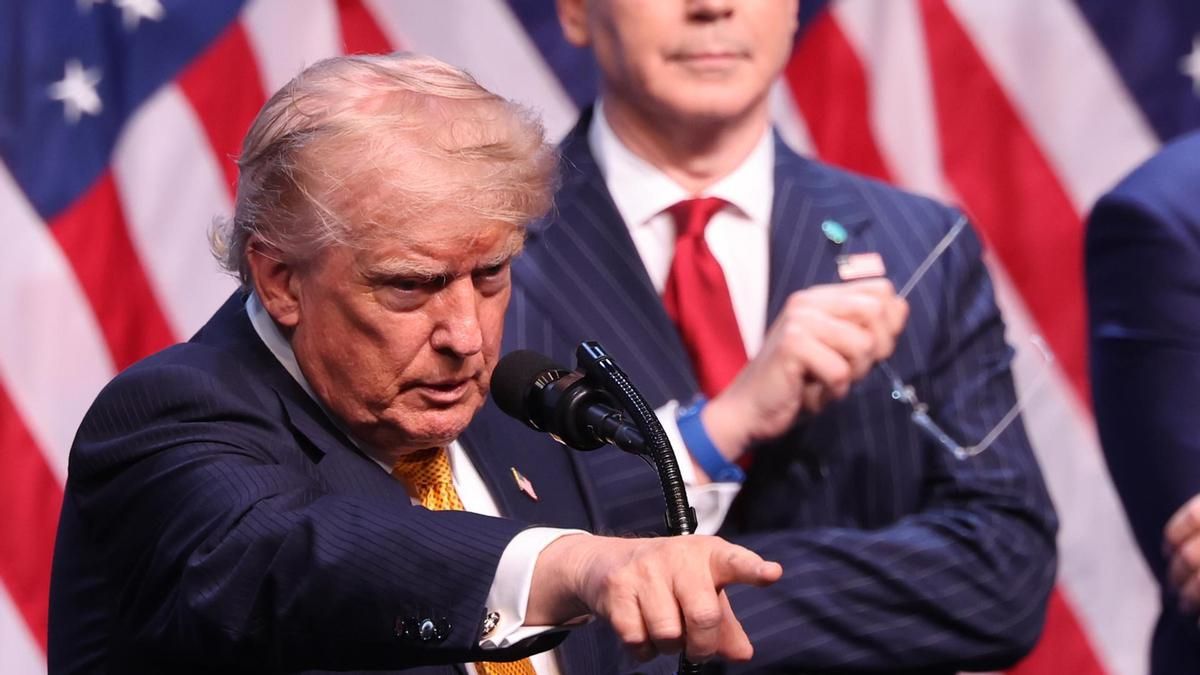 Donald Trump durante una rueda de prensa en la cumbre de la OTAN, en Ankara (Turquía), el 8 de julio de 2026.