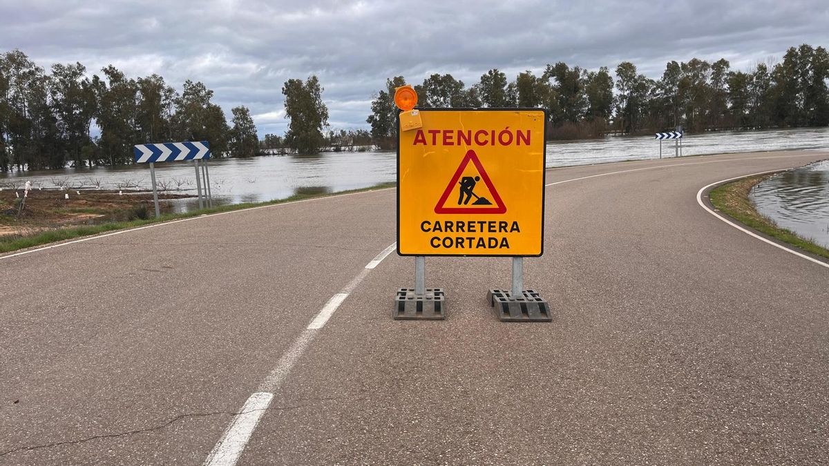 Muere mujer de 69 años al ser arrastrado su vehículo por el agua en el badén del río Zújar