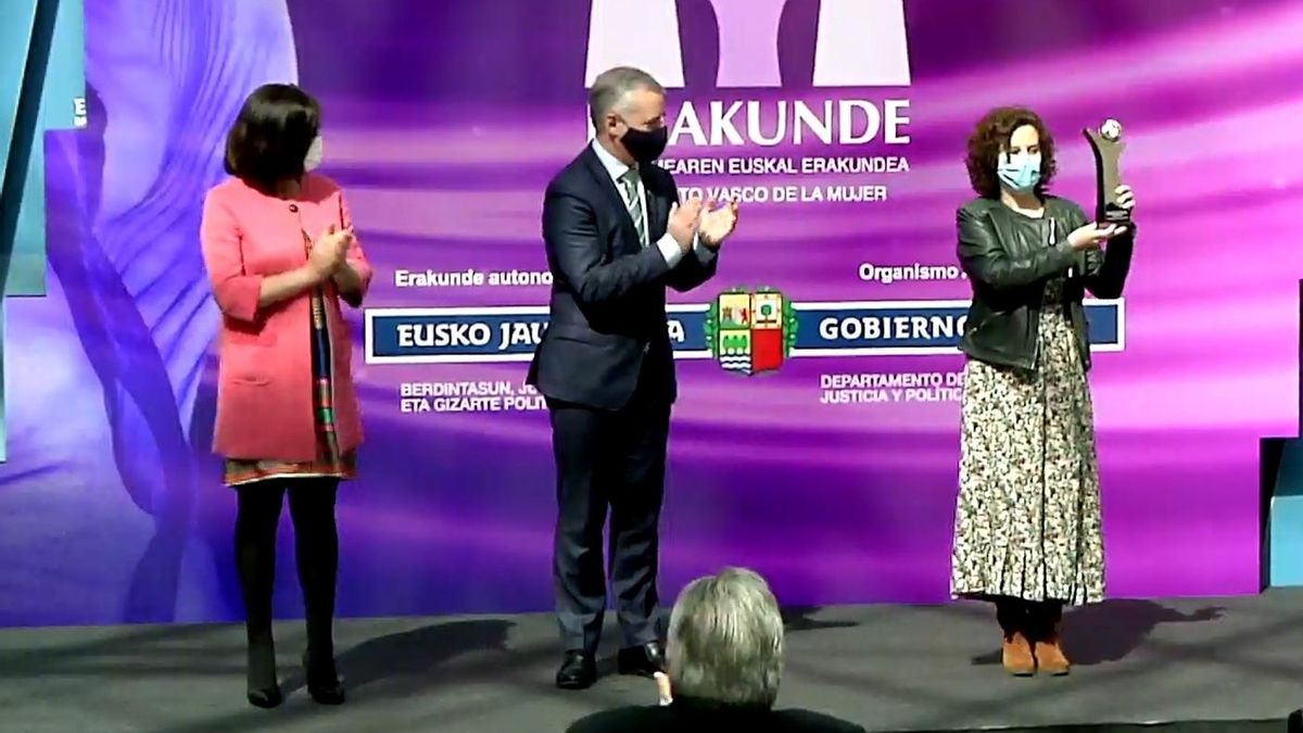Entrega del Premio Emakunde a Askabide