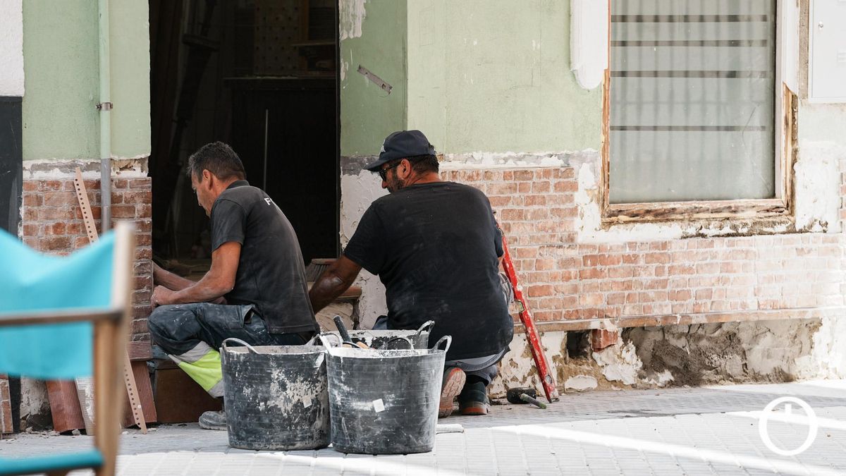 Agosto frena la caída del paro y deja 536 desempleados más en Córdoba