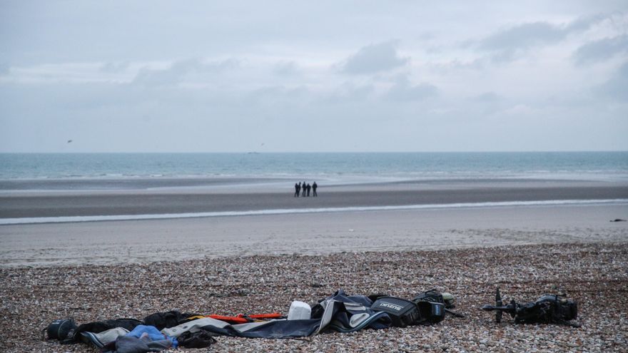 Un quinto traficante de migrantes detenido en Calais, según el ministro francés de Interior