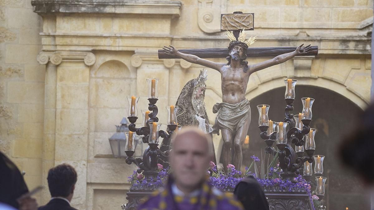 Salida procesional de la Hermandad de la Expiración, en imágenes