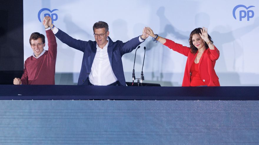 (I-D) El líder del Partido Popular, Alberto Núñez Feijóo; el alcalde de Madrid y candidato a la reelección, José Luis Martínez-Almeida, y la presidenta de la Comunidad de Madrid y candidata a la reelección, Isabel Díaz Ayuso