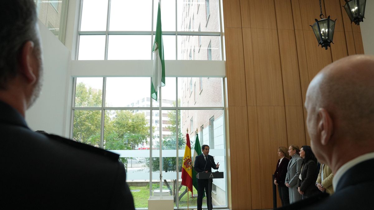 La Junta de Andalucía reivindica el 4D: "Nosotros nos sentimos cómodos con la bandera"
