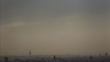 Vista de Madrid cubierta de la 'boina' de polución.