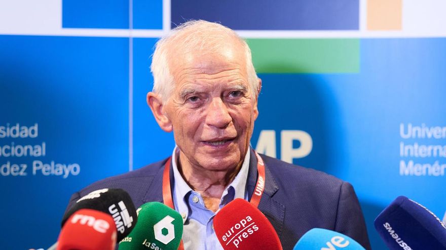 El exalto representante de la Unión Europea para Asuntos Exteriores y Política de Seguridad, Josep Borrell, atiende a los medios de comunicación para presentar los nuevos detalles del curso “Quo Vadis Europa?”