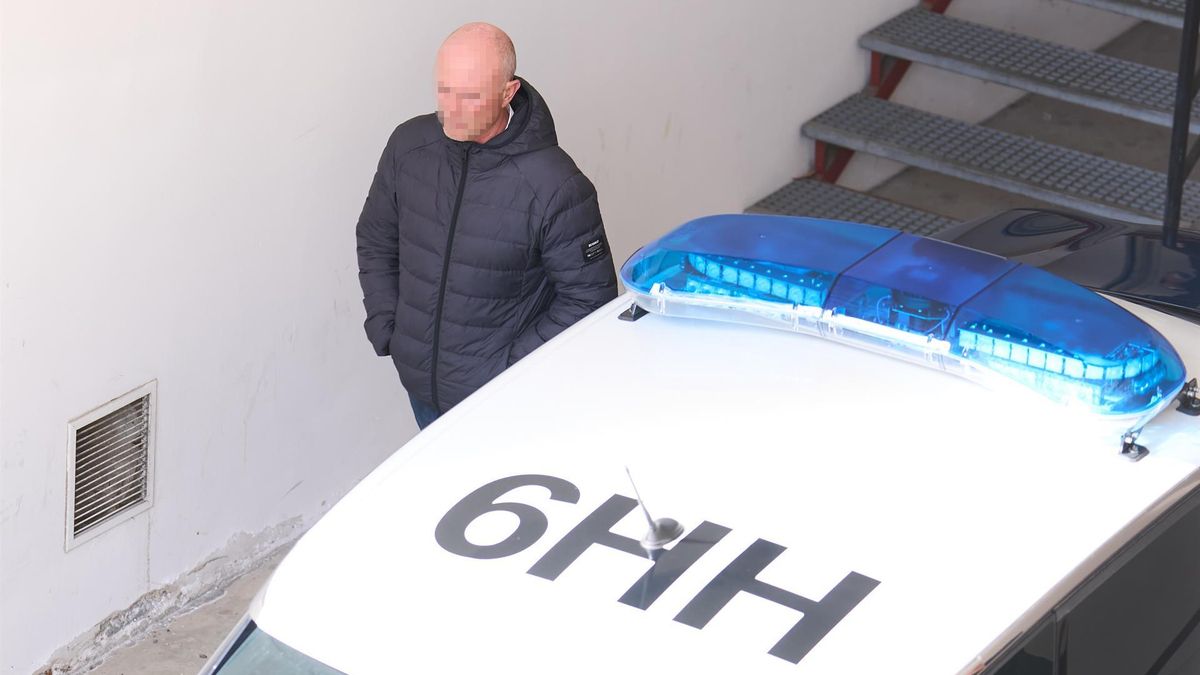 El funcionario de la trama corrupta de Carreteras en Cantabria se declara culpable y pacta una condena de 7 años de cárcel