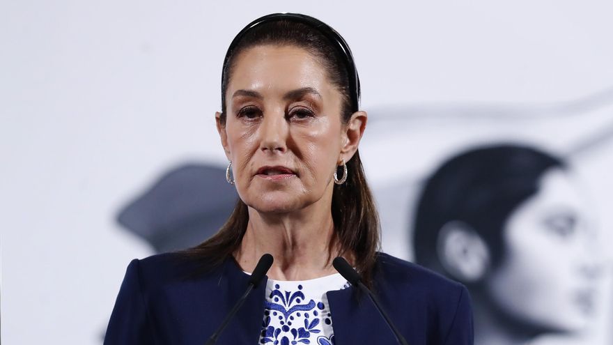 La presidenta de México lamenta la muerte del papa, "humanista que optó por los pobres"
