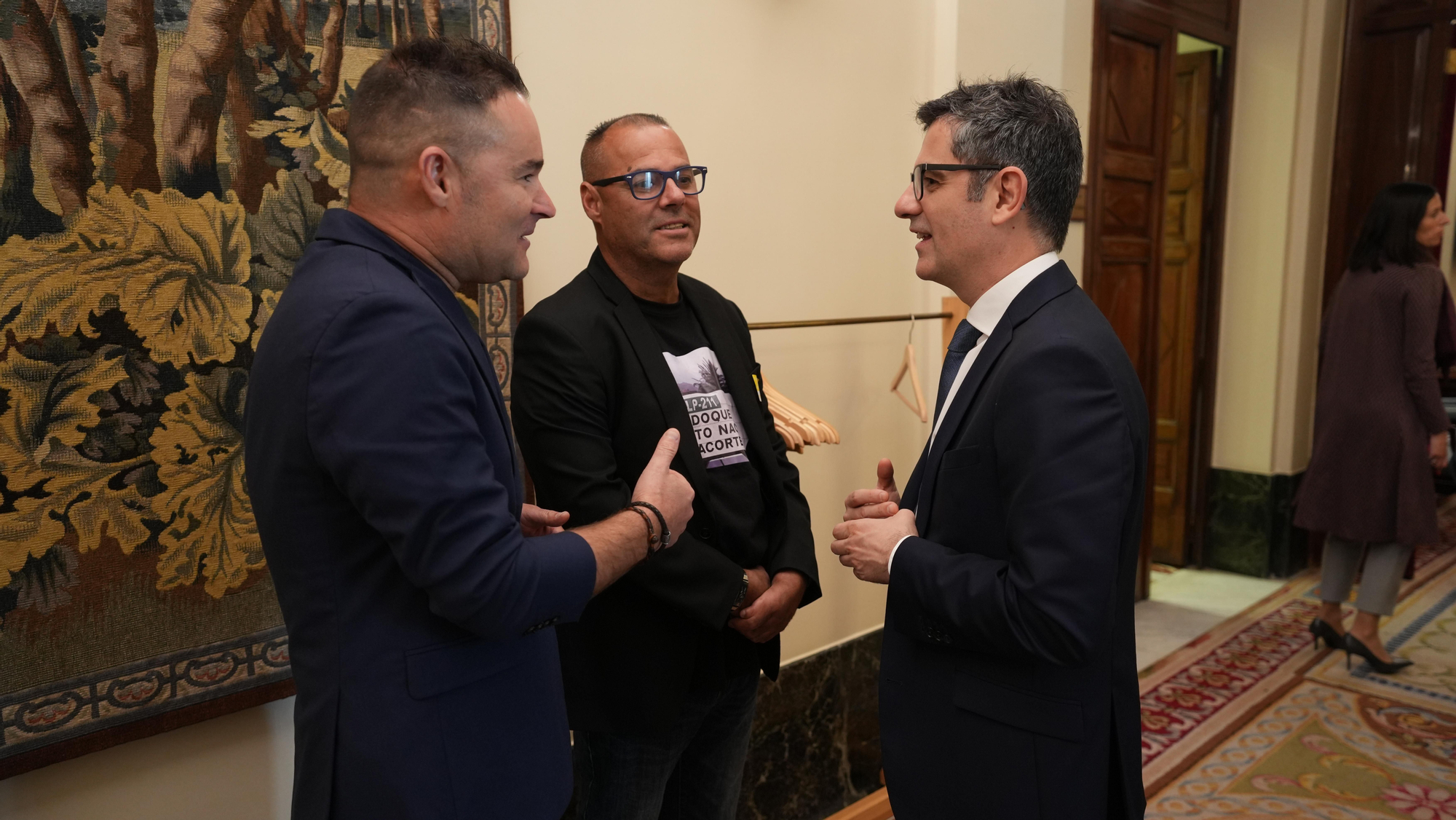 Los hermanos Jacob y Adalberto, afectados por el volcán de La Palma, visitan al ministro Félix Bolaños