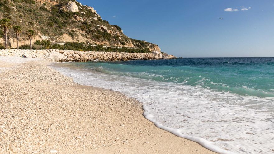 Las siete playas con bandera azul que ha sumado Alicante hasta convertirse en la provincia con más arenales galardonados