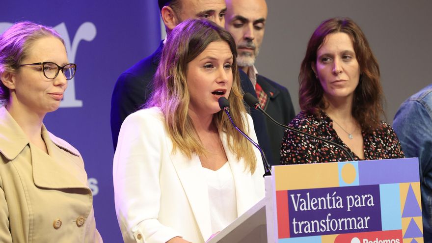 La candidata de Podemos a la comunidad madrileña, Alejandra Jacinto, durante su comparecencia tras conocerse los resultados de su formación en las elecciones de hoy domingo. EFE / Zipi Aragón.