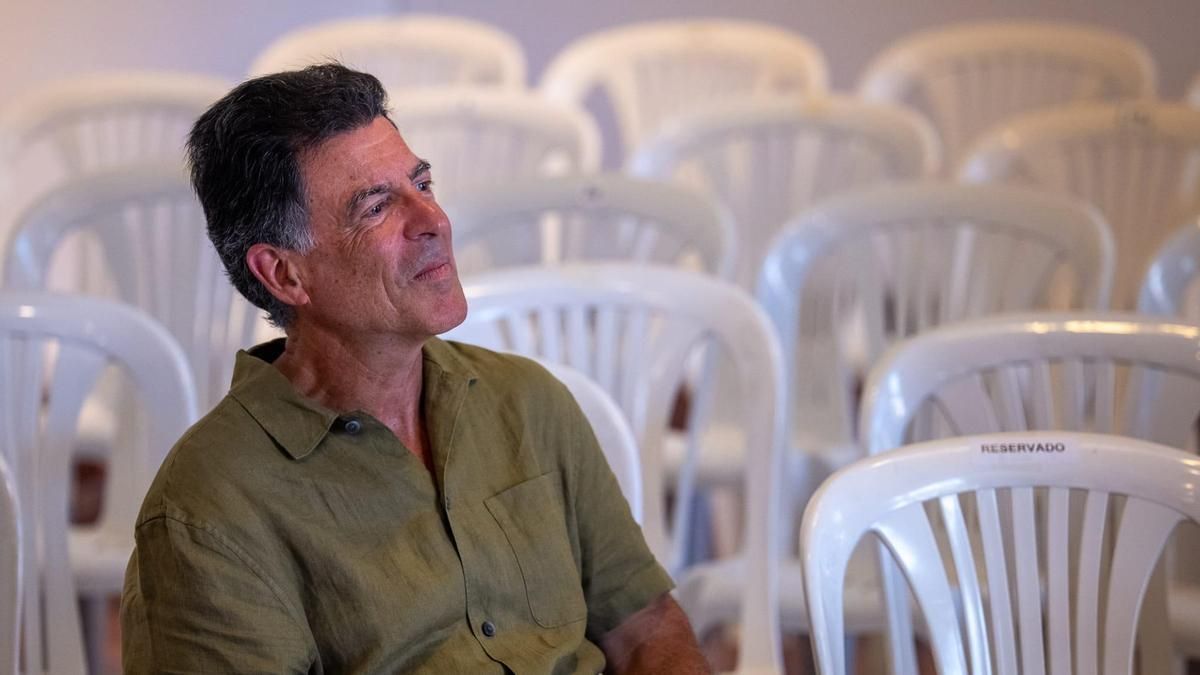 Trino Cruz, poeta a caballo entre Gibraltar, España y Marruecos