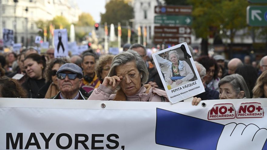 La Fiscalía llama a declarar a decenas de familiares de víctimas de las residencias de Madrid durante la pandemia