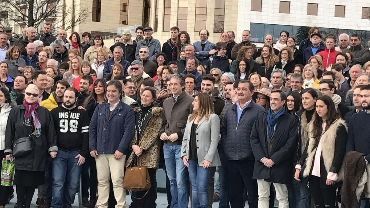 Sáenz de Buruaga confía en "un voto masivo a favor de abrir una nueva etapa" en el PP de Cantabria