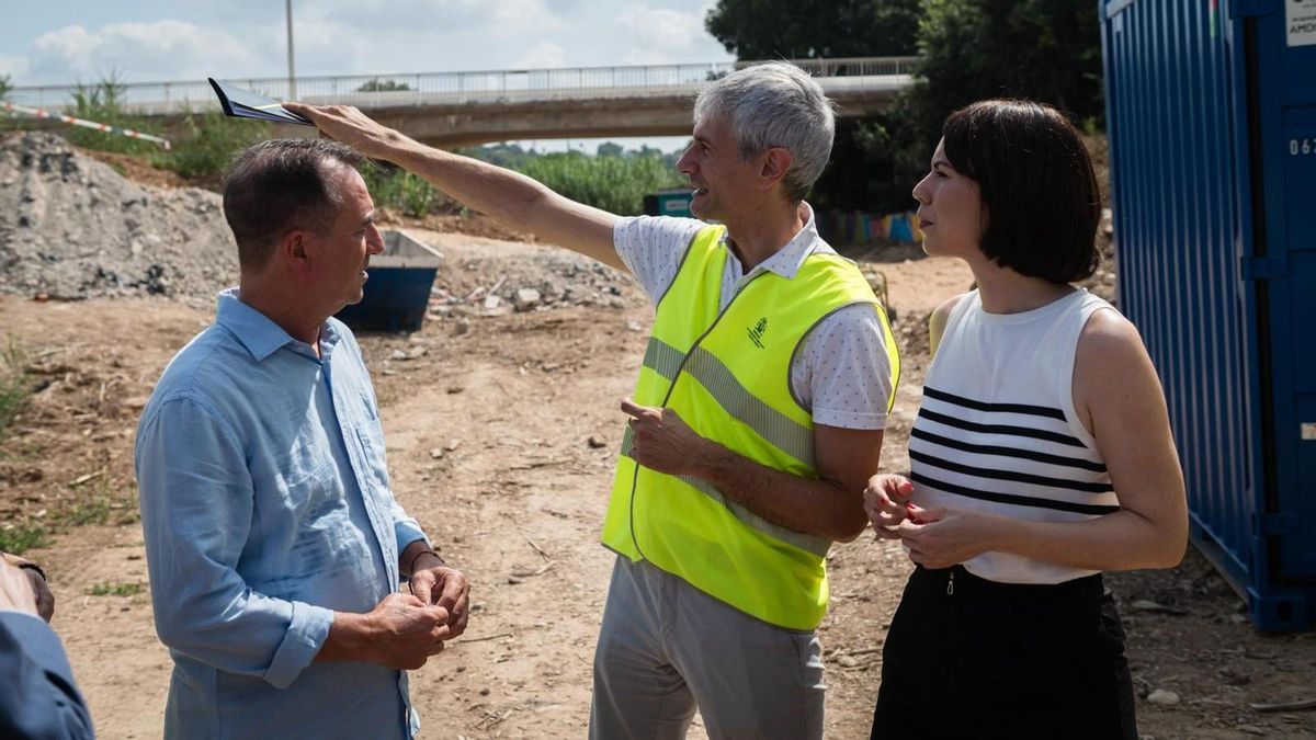 Diana Morant, en un momento de su visita a Riba-roja.
