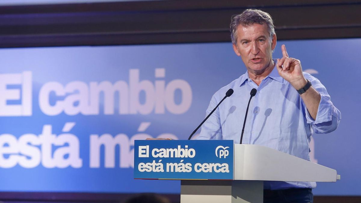Feijóo acusa al Gobierno de "alterar el censo" con la 'ley de nietos': "Esta ingeniería social no tiene objetivos inocentes"