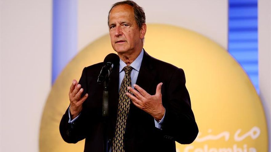 El jefe negociador dice que no hubo incidentes en 6 días de alto fuego con ELN