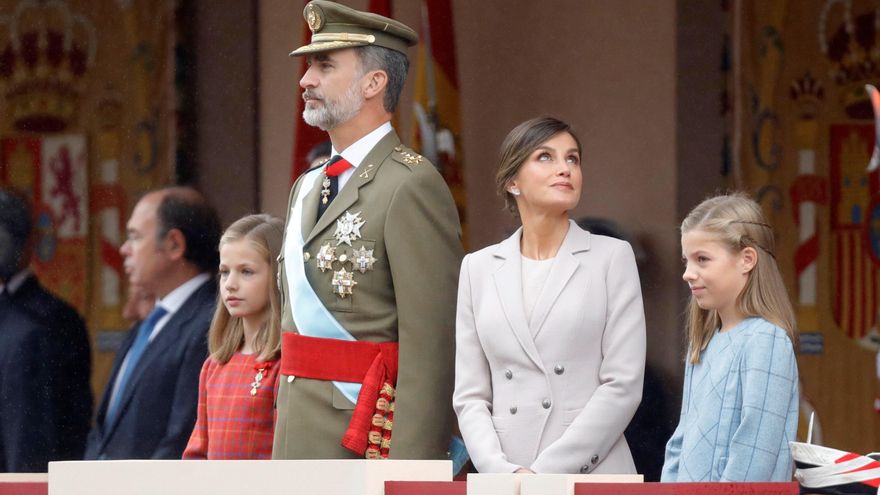 Los reyes presidirán junto a sus hijas en el Palacio Real un atípico 12-O