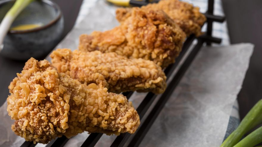 En freidora de aire o al horno: cómo hacer muslos de pollo crujiente al curry