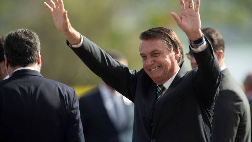 Bolsonaro defiende el retorno del voto impreso para evitar lo de "otros países"