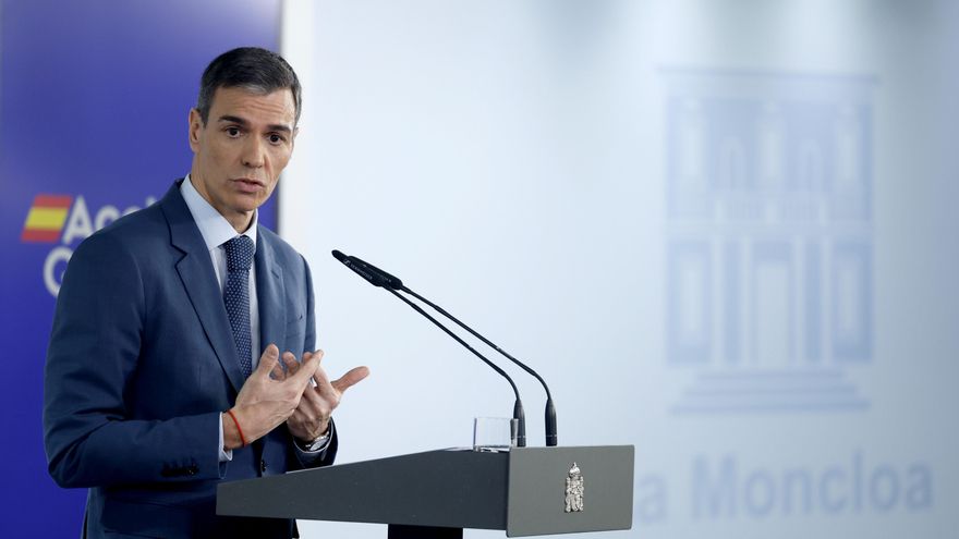 El presidente del Gobierno, Pedro Sánchez, durante su comparecencia este viernes, tras finalizar la reunión del Consejo de Ministros extraordinario.