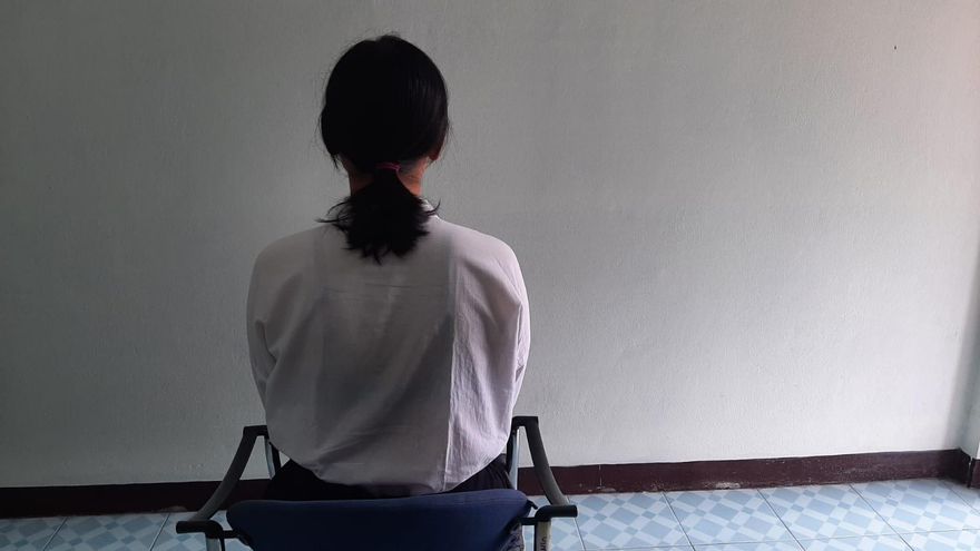 Una joven que huyó de la junta militar en Myanmar y vivió el terremoto desde Tailandia: “Mentalmente estoy mal”