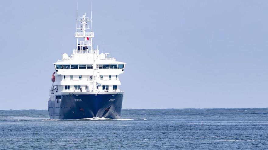 El crucero MV Hondius, afectado por el hantavirus, llega al puerto de Rotterdam, Países Bajos, el 18 de mayo de 2026.
