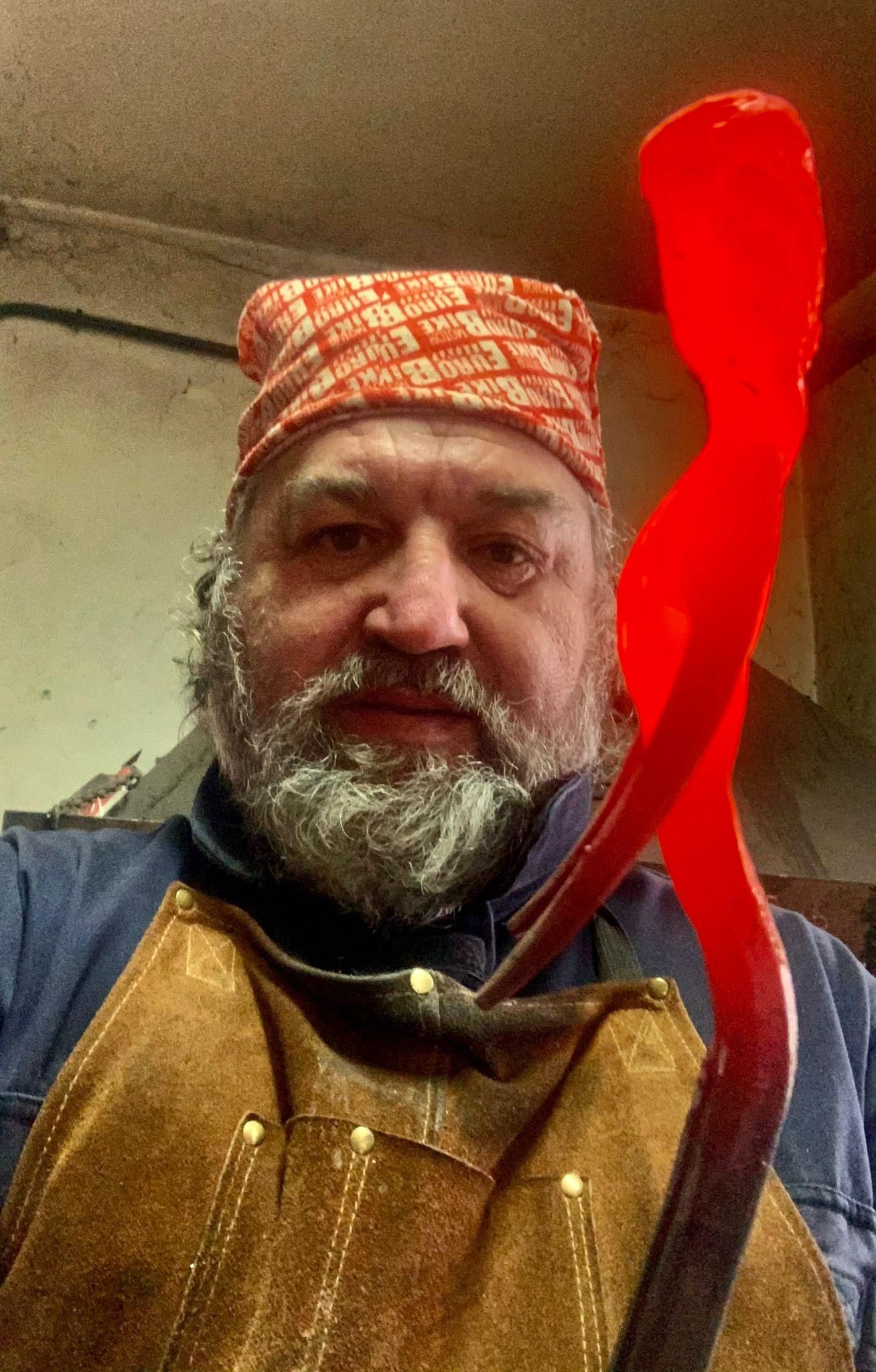 César Castaño al rojo vivo