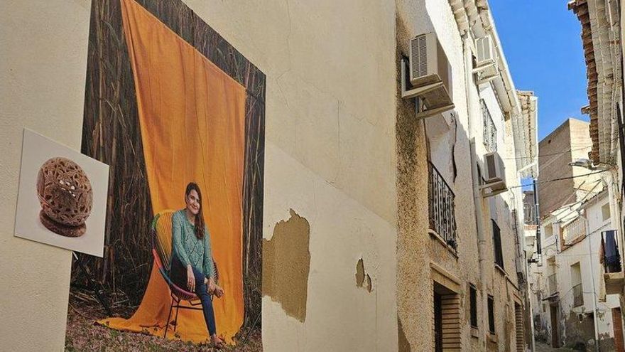 Las Mujeres-Mural de Arándiga, una iniciativa para visibilizar a las vecinas de un pueblo aragonés de 200 habitantes