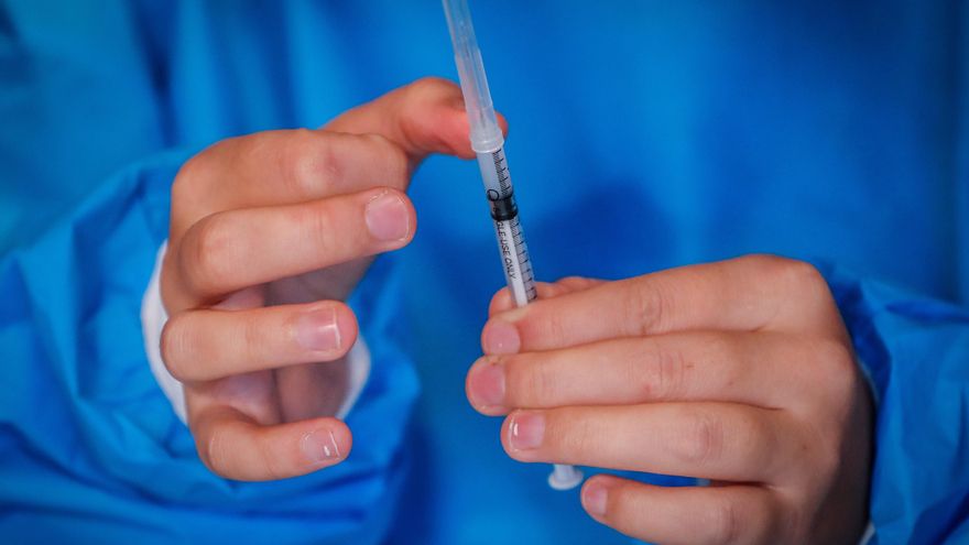 Bélgica inyectará la cuarta dosis a las personas inmunodeprimidas EFE/EPA/STEPHANIE LECOCQ/Archivo