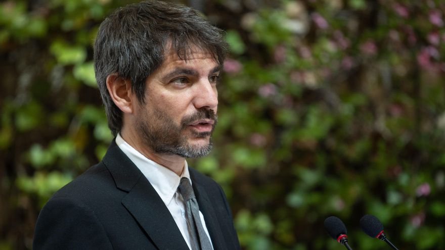 Archivo - El ministro de Cultura, Ernest Urtasun, presenta,, junto al director general del Instituto de la Cinematografía y de las Artes Audiovisuales (ICAA), Ignasi Camós, y la directora de Filmoteca Española, Valeria Camporesi, la versión beta de la nue