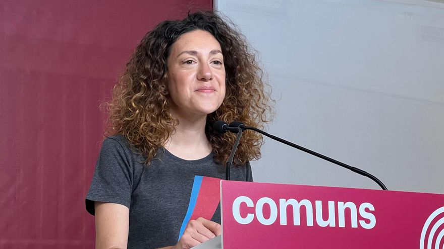 La portavoz de los Comuns y diputada en el Congreso, Aina Vidal, en una rueda de prensa este lunes