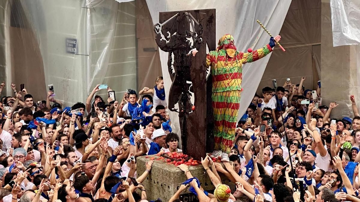 El Cipotegato, este jueves a su llegada a la plaza de España de Tarazona.