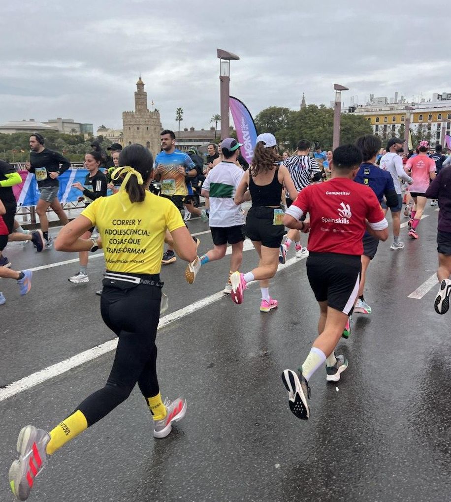 El reto lo empezó en Dos Hermanas y, tras la de Sevilla, participará en la media maratón de Barcelona y Madrid 