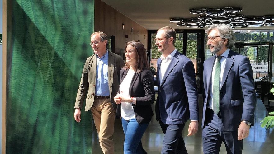 Maroto dice que para asegurar la llegada del TAV a Vitoria es necesario Pablo Casado y que el PP gobierne en la ciudad