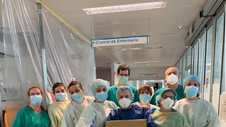 El Colegio Salesianos Domingo Savio completa la entrega de 100 pulsiómetros al Hospital San Pedro