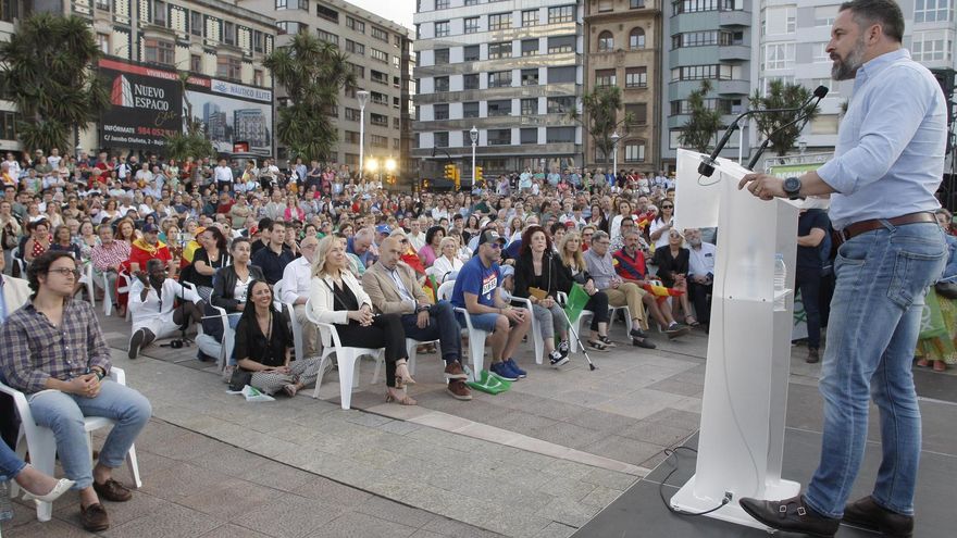 Vox promueve la anulación del reglamento de laicidad de Gijón por su "ansia ilimitada de control"