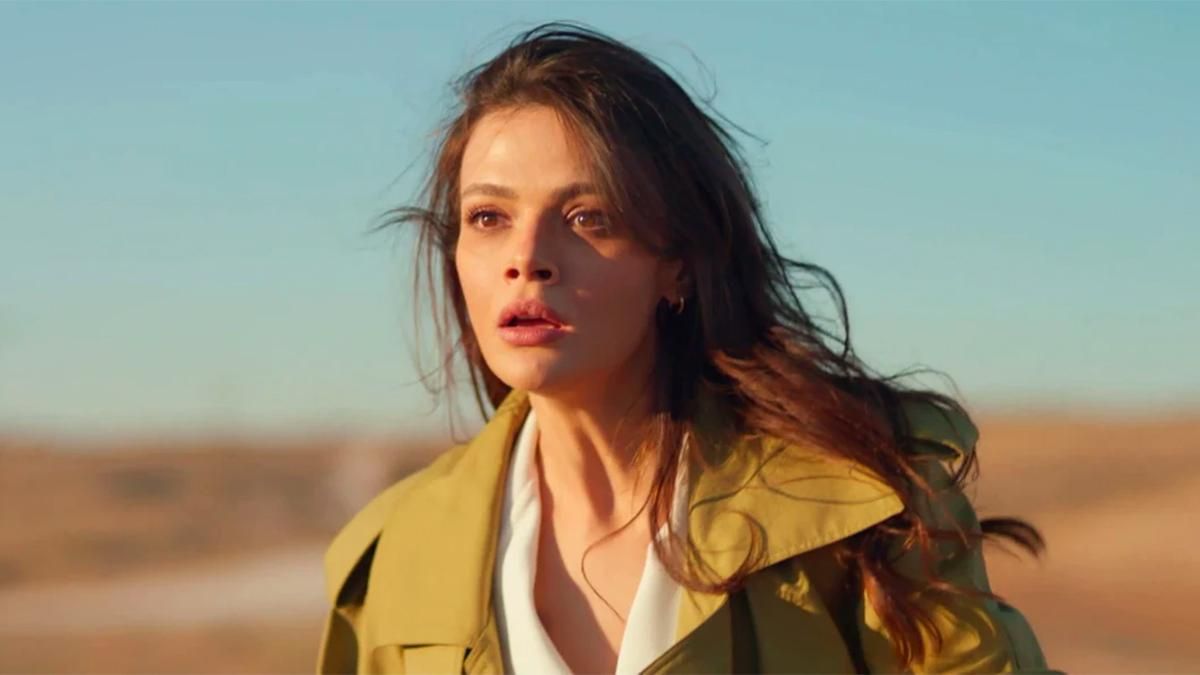 Alya, la protagonista de 'En tierra lejana'