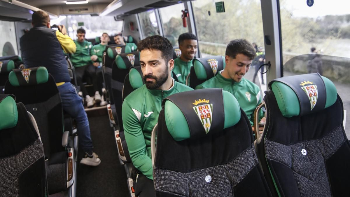 Presentación del nuevo autobús del Córdoba CF