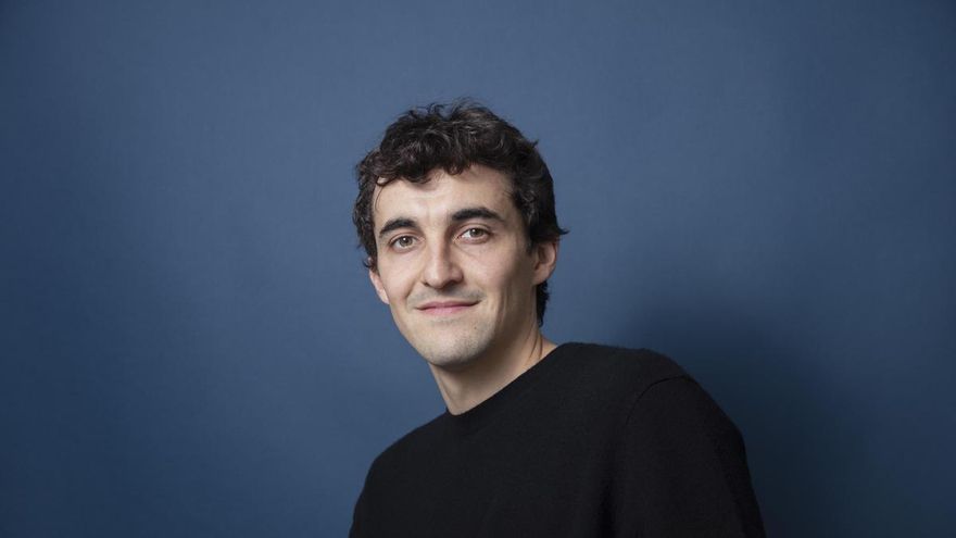 Arnaud Miranda, politólogo: “Este capitalismo solo busca depredación, por eso quiere acabar con la democracia”