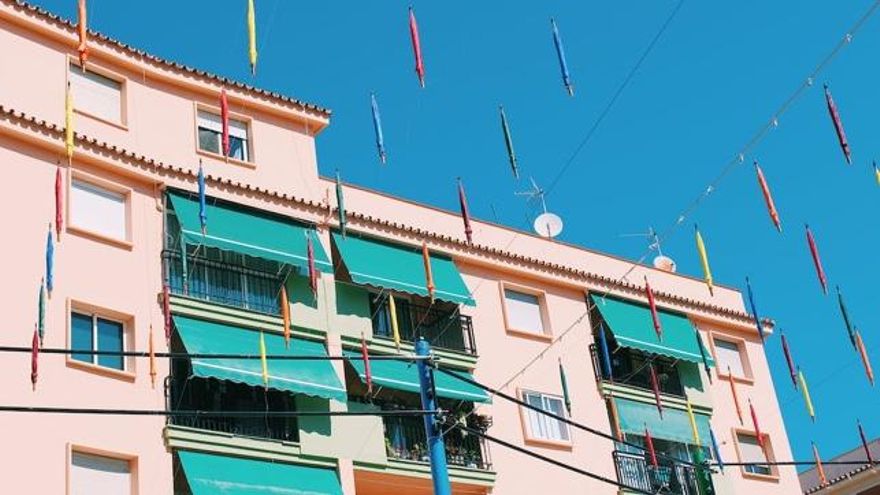 Nueve cosas que debes tener en cuenta si vas a poner un toldo en casa