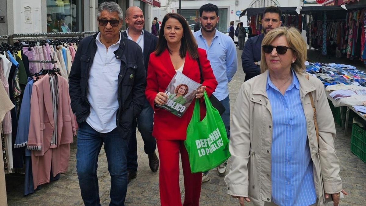 Silvia Mellado (PSOE) defiende en Belalcázar un "mayor apoyo" de la Junta a los municipios rurales