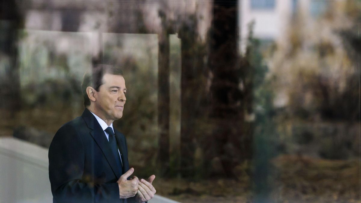 Mañueco hace balance del año pidiendo "altura de miras" sin mencionar los incendios forestales de Castilla y León