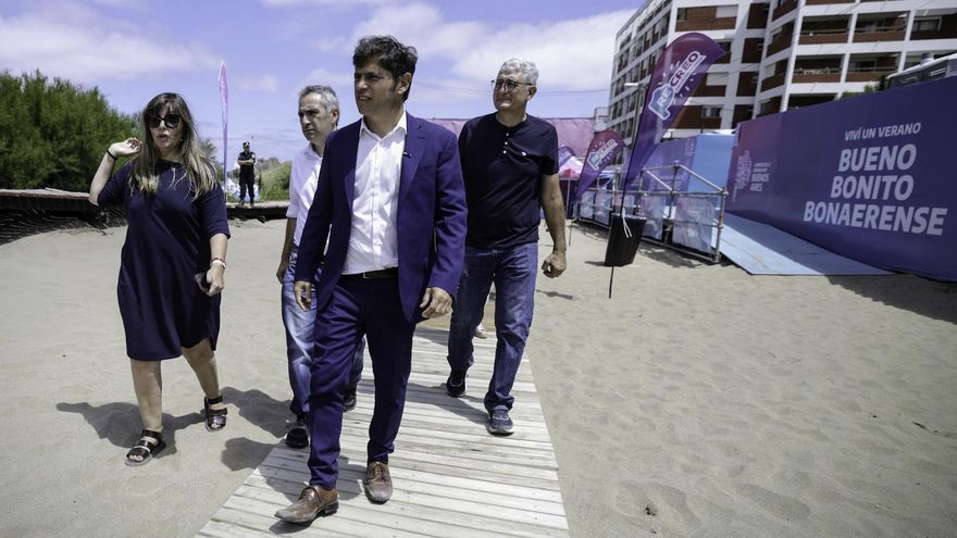 Empujado por los intendentes que lo apoyan, Kicillof define si desdobla la elección y se enfrenta a Cristina