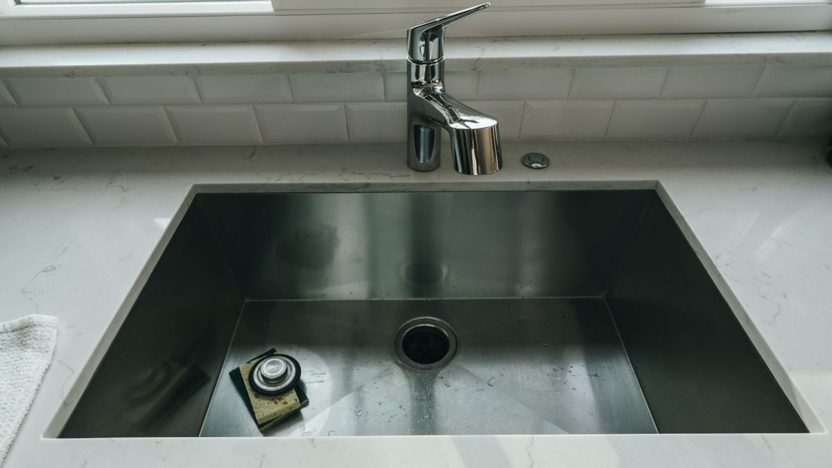 El método casero y seguro para mantener las cañerías limpias y libres de malos olores