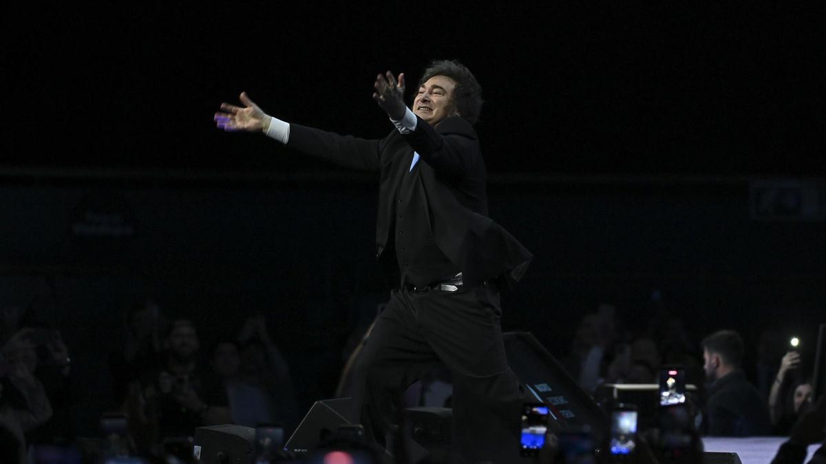 En Madrid, Javier Milei volvió a cargar contra Pedro Sánchez y lo tildó de "impresentable"