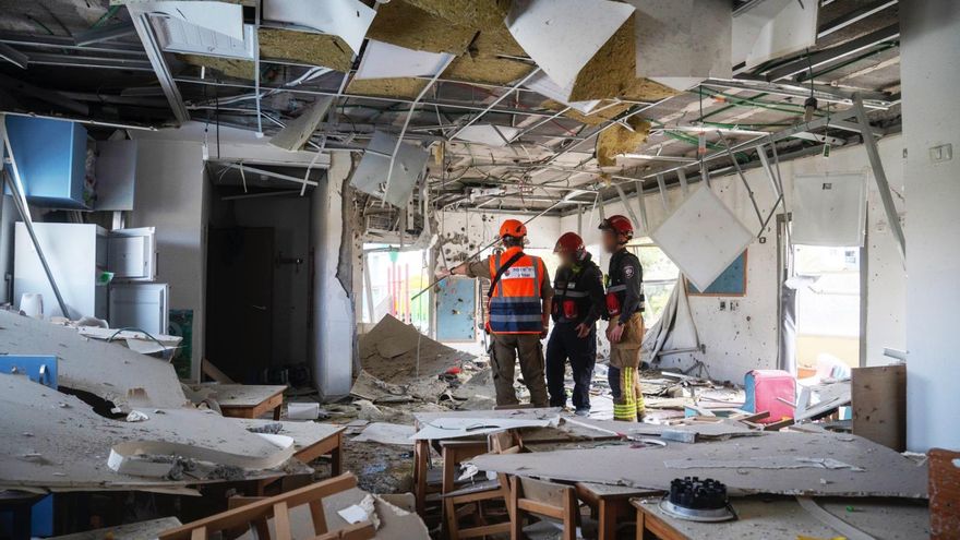 Guardería atacada por  un misil de racimo iraní en Tel Aviv según las autoridades israelíes /Imagen remitida por las Fuerzas de Defensa de Israel