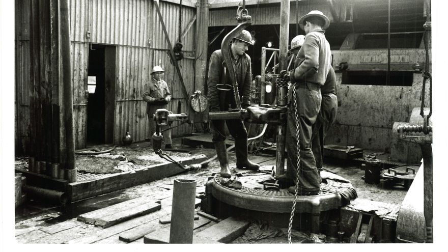 '¡Aquí hay petróleo!': Álava desentierra la historia de las primeras prospecciones en busca del oro negro en el subsuelo